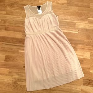 NWT Pleated Cream H&M Dress - Size L